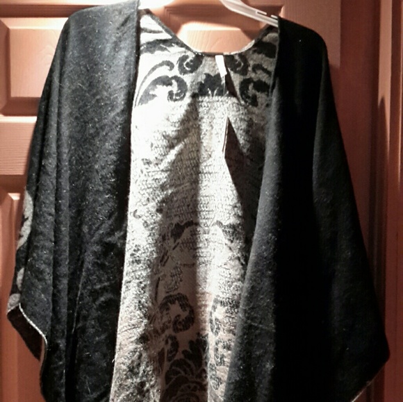 Jackets & Blazers - Ladies Cape